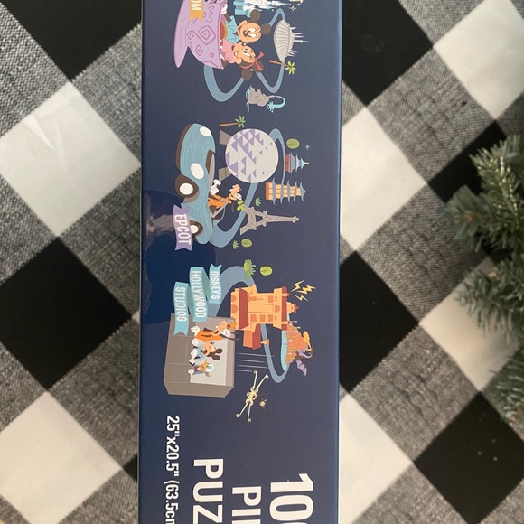 Walt Disney World Puzzle 1000 pieces, new in box - Picture 2 of 6